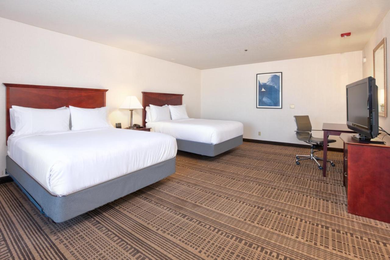 Holiday Inn & Suites Santa Maria By Ihg Exteriör bild