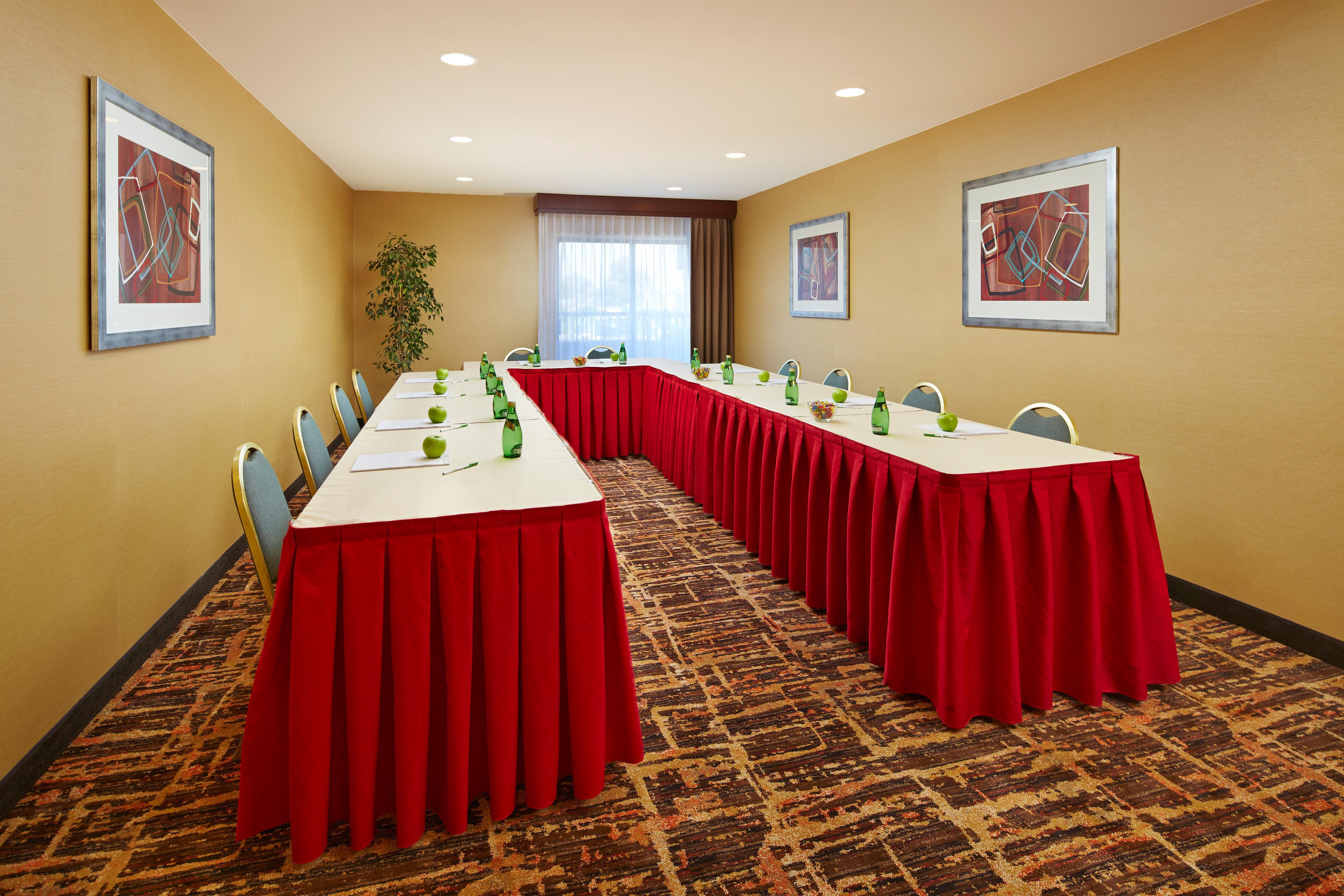 Holiday Inn & Suites Santa Maria By Ihg Exteriör bild
