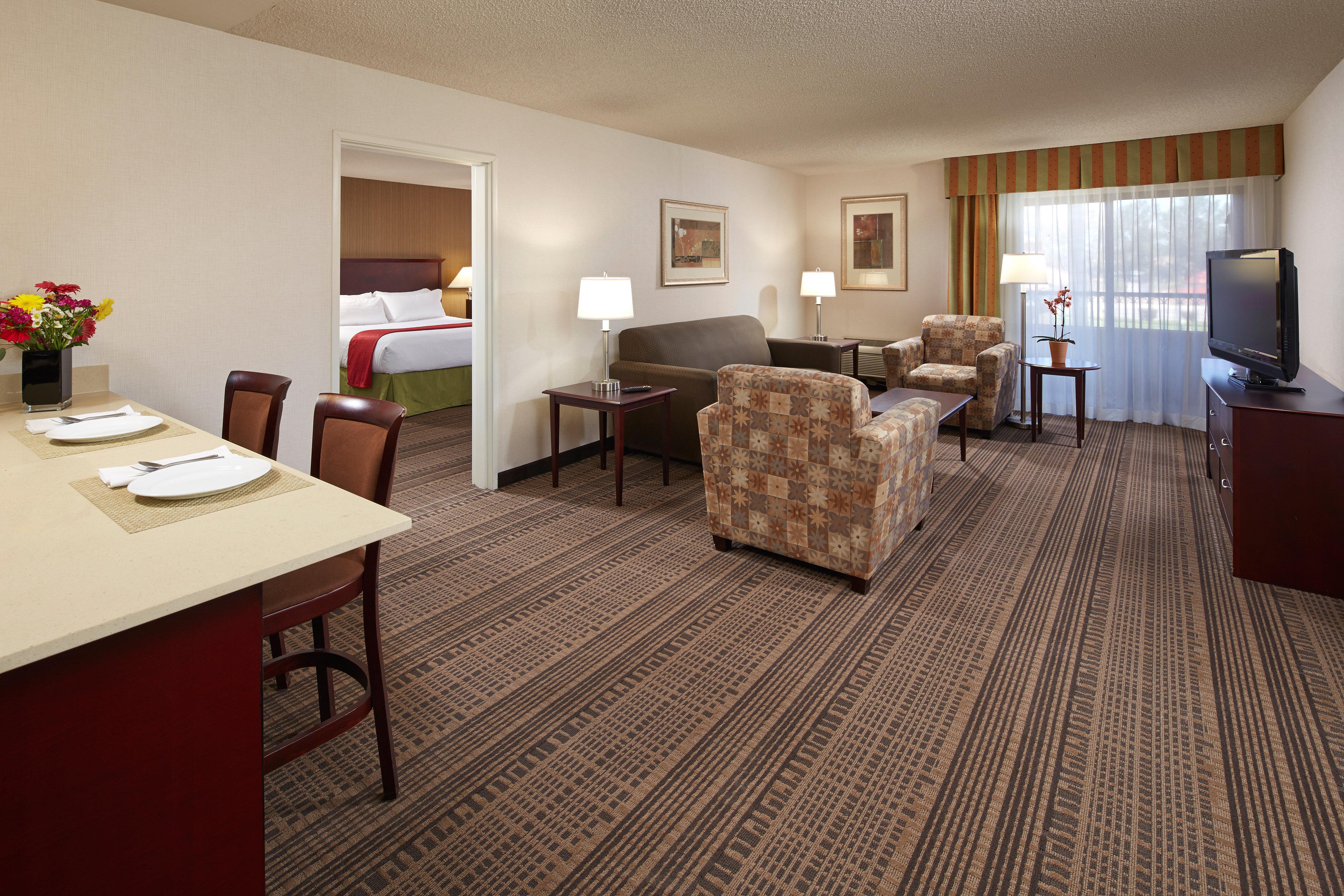 Holiday Inn & Suites Santa Maria By Ihg Exteriör bild